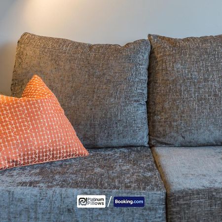 Spacious 2Br Apt In Oxford, Long Stay Savings, Near Hospitals & Universities מראה חיצוני תמונה